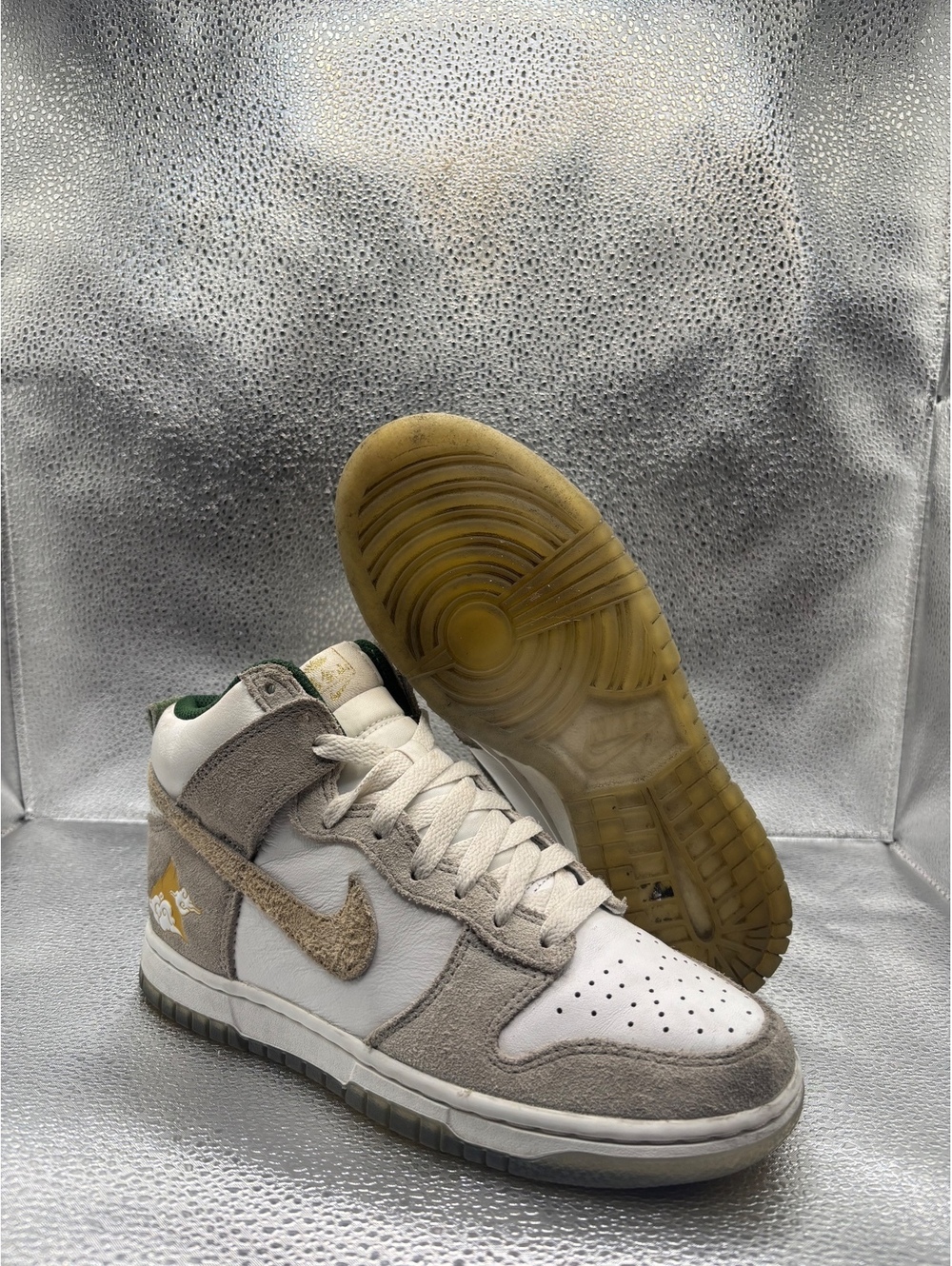 Nike dunk high premium gold mountains